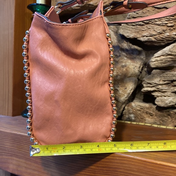NWT Jessica Simpson handle w/ crossbody strap. Camel color - Picture 4 of 9